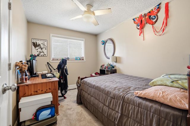 1067 Mount Vernon Rd, Hurricane, WV 25526