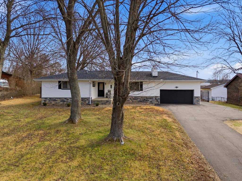 1067 Mount Vernon Rd, Hurricane, WV 25526