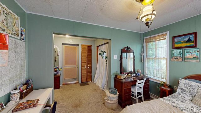 214 E Main, Greenville, IL 62246