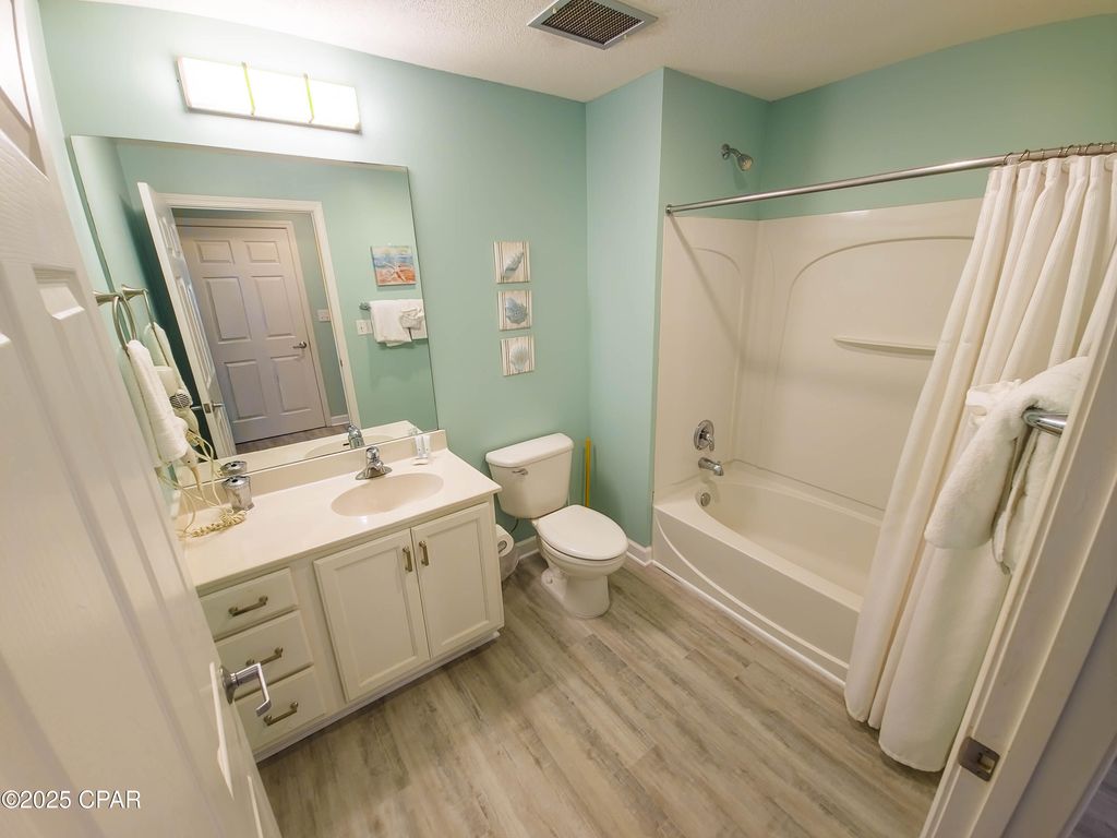 Image 10 of property listing at 12011 Front Beach Road 1802B, Panama City Beach, FL 32407