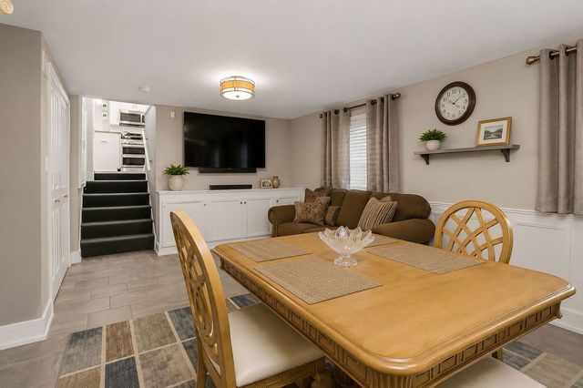 115 N Rose Avenue, Addison, IL 60101