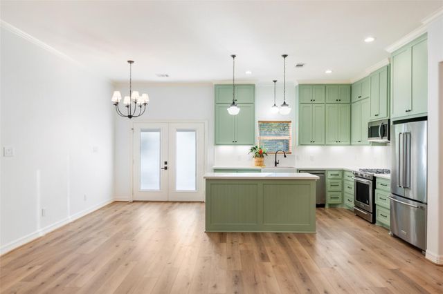 140 Faulkner Avenue, Coldspring, TX 77331