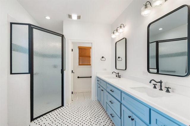 140 Faulkner Avenue, Coldspring, TX 77331