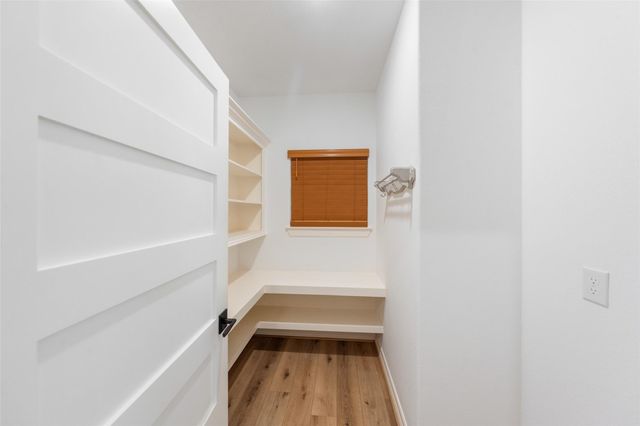 140 Faulkner Avenue, Coldspring, TX 77331