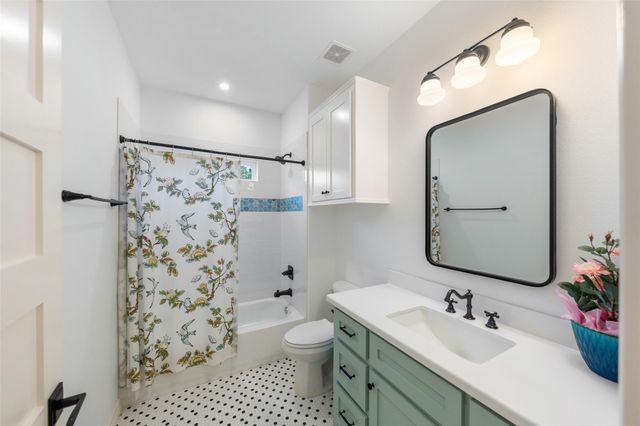140 Faulkner Avenue, Coldspring, TX 77331