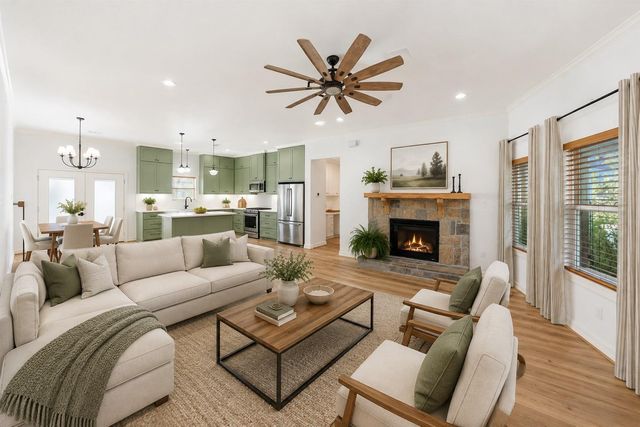 140 Faulkner Avenue, Coldspring, TX 77331