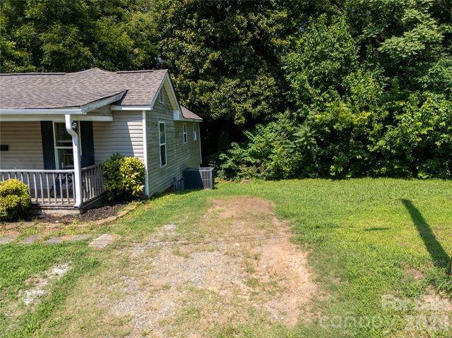 44 Fenix Drive SW, Concord, NC 28025