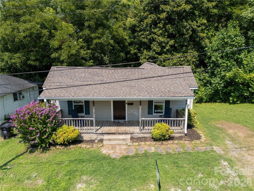 44 Fenix Drive SW, Concord, NC 28025