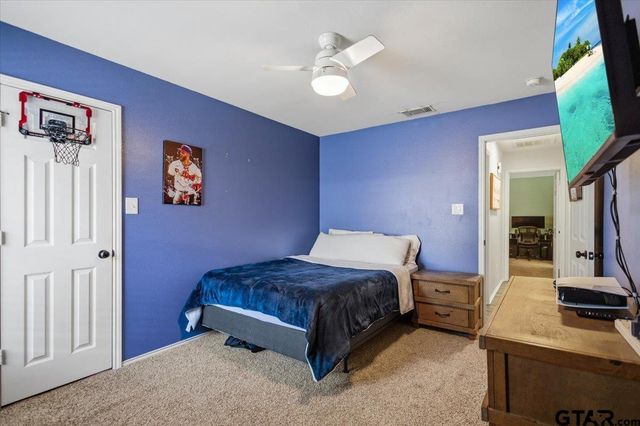 261 Frederick Cir, Flint, TX 75762