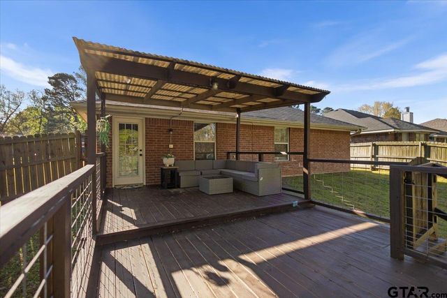 261 Frederick Cir, Flint, TX 75762