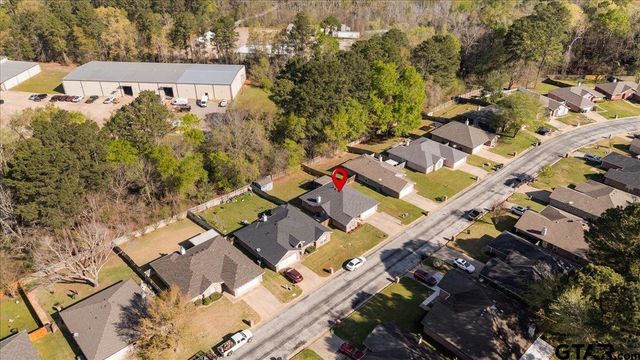 261 Frederick Cir, Flint, TX 75762