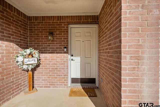 261 Frederick Cir, Flint, TX 75762