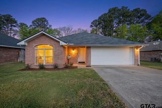261 Frederick Cir, Flint, TX 75762