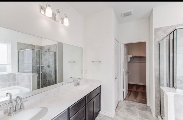 321 Wild Onion Lane, Fort Worth, TX 76131