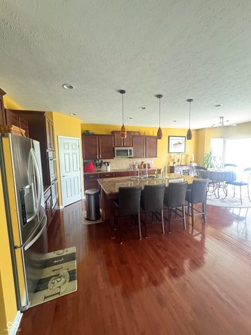 9208 Branch View Drive, Indianapolis, IN 46234