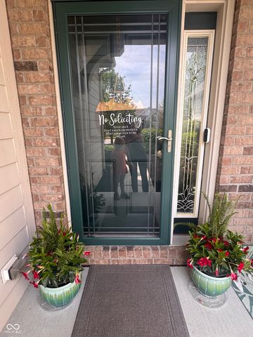 9208 Branch View Drive, Indianapolis, IN 46234