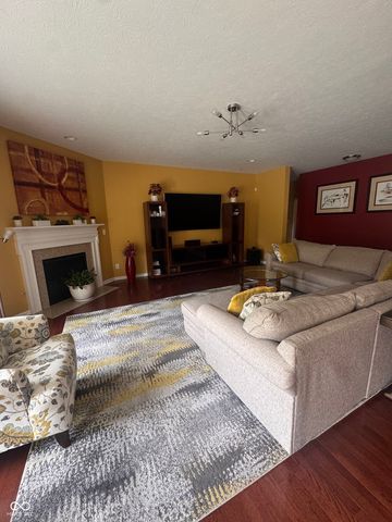 9208 Branch View Drive, Indianapolis, IN 46234