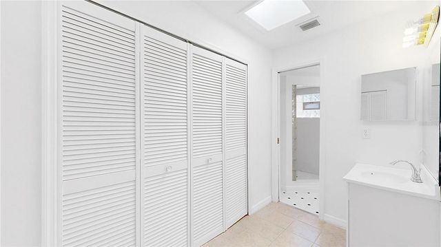 5045 BERMUDA CIRCLE 12, Orlando, FL 32808