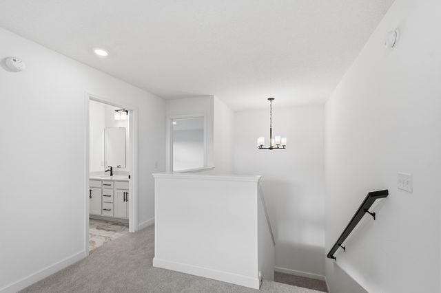 8635 183rd Street W, Lakeville, MN 55044