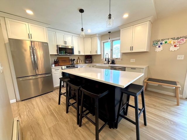 76 Airport Rd, Dudley, MA 01571