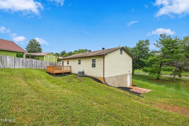 235 Chestnut Street, Church Hill, TN 37642