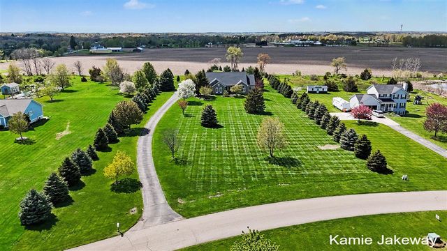 5093 Clear Ridge Drive, Ada, MI 49301