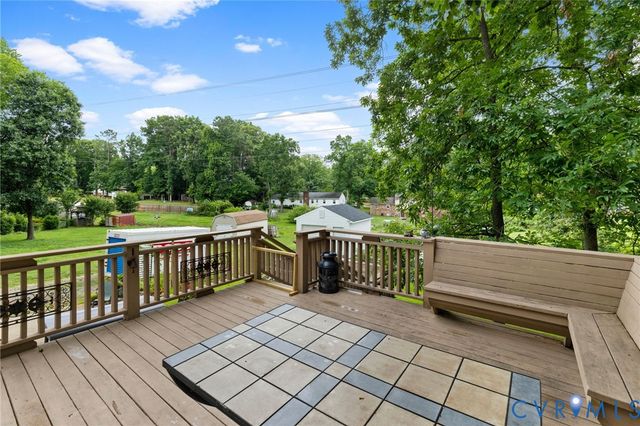 1925 Forestdale Dr, Midlothian, VA 23235