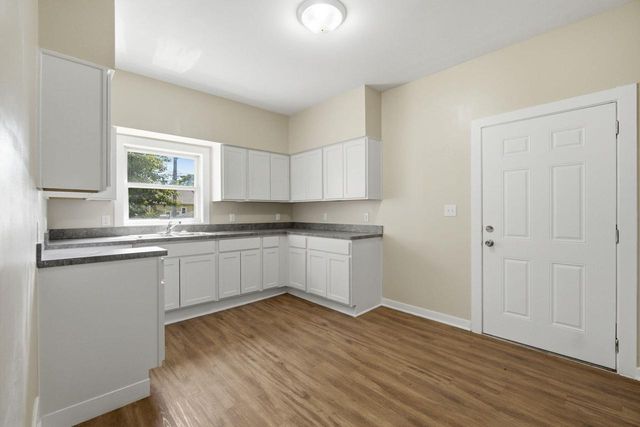 3156 N 24TH PLACE, Milwaukee, WI 53206