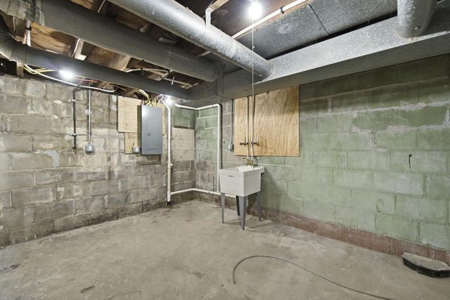 3156 N 24TH PLACE, Milwaukee, WI 53206
