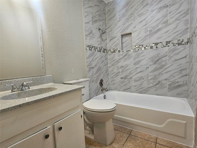1305 Bonnie Brae ST B, Austin, TX 78753