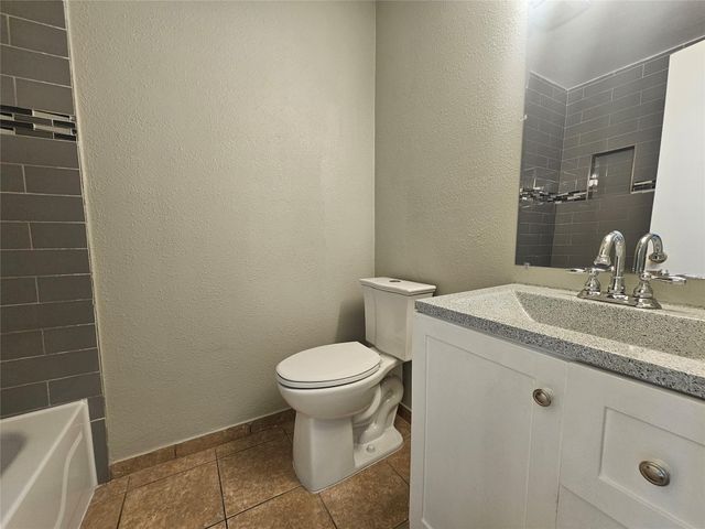 1305 Bonnie Brae ST B, Austin, TX 78753