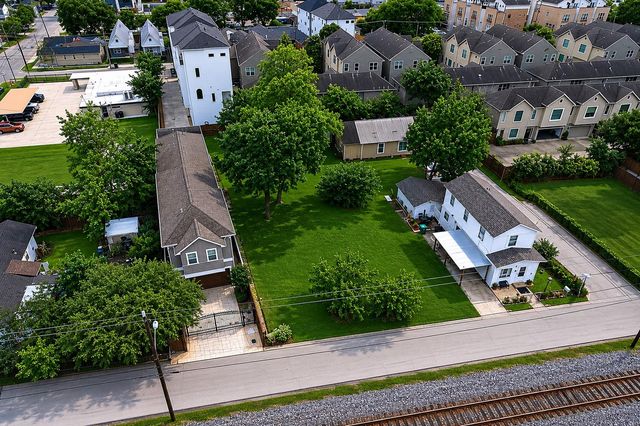 4309 Allen Street, Houston, TX 77007