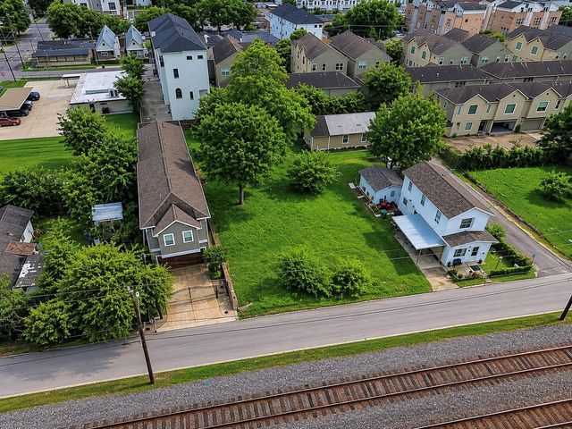 4309 Allen Street, Houston, TX 77007
