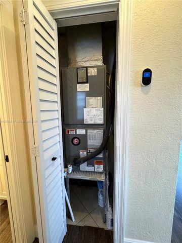 1160 W 33rd Place, Hialeah, FL 33012