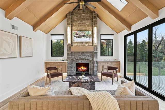 2608 W 118th Street, Leawood, KS 66211