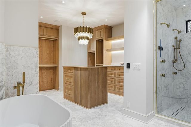 2608 W 118th Street, Leawood, KS 66211