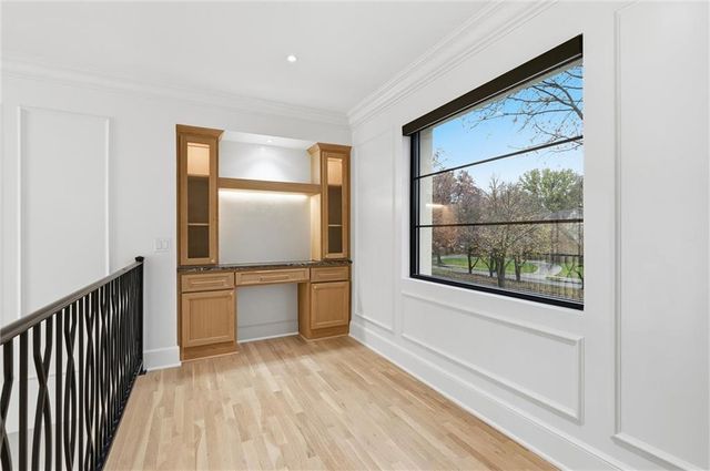 2608 W 118th Street, Leawood, KS 66211