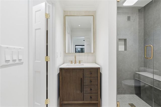 2608 W 118th Street, Leawood, KS 66211