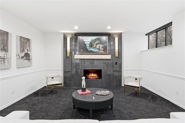 2608 W 118th Street, Leawood, KS 66211