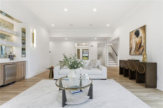 2608 W 118th Street, Leawood, KS 66211