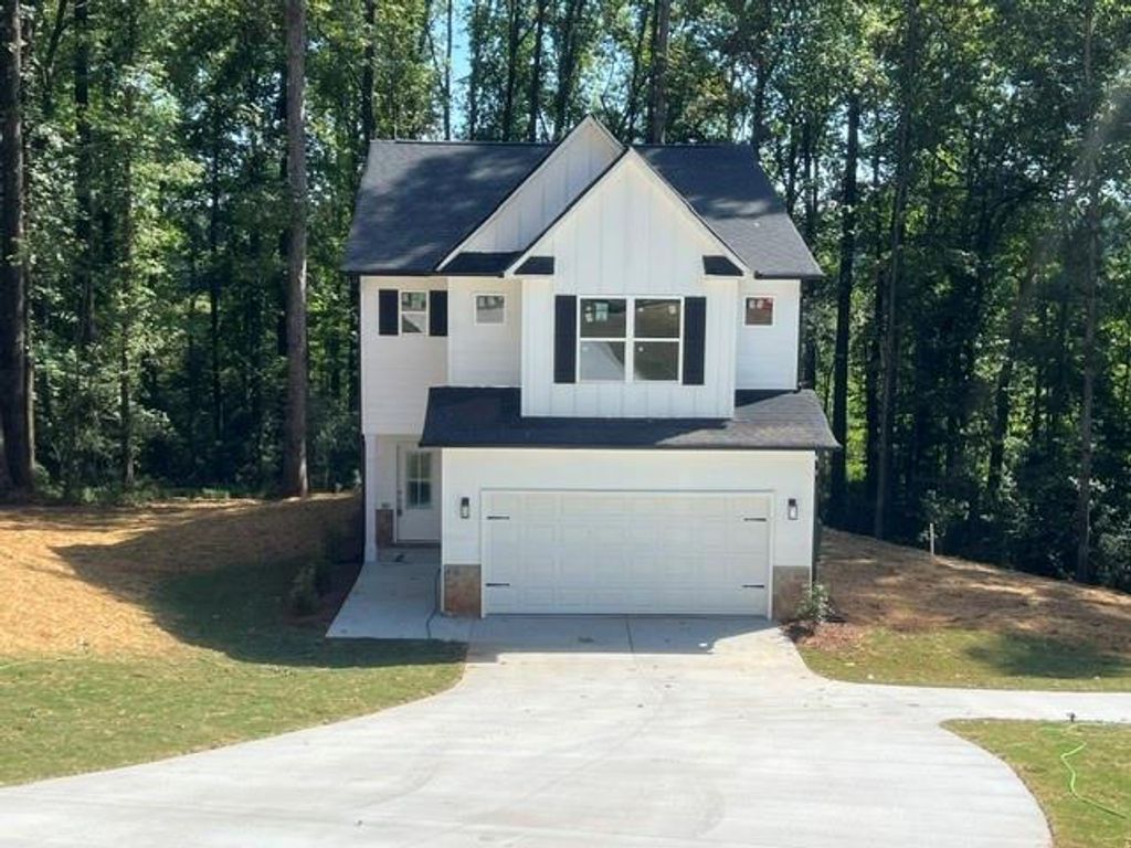 296 Stonington Drive, Mount Airy, GA 30563