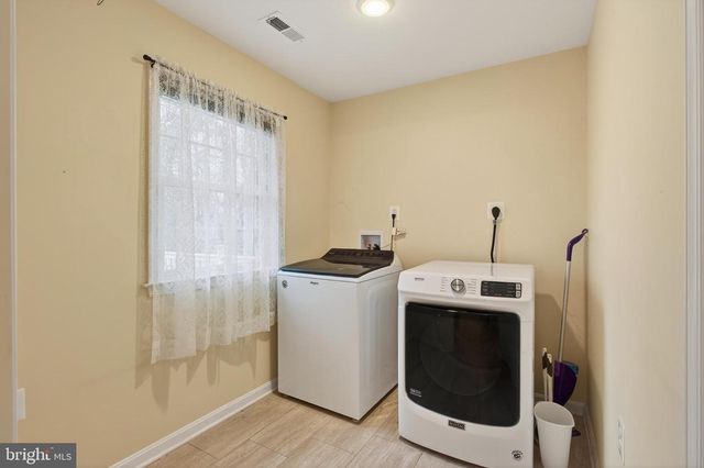 1116 SUMMIT AVE, Front Royal, VA 22630