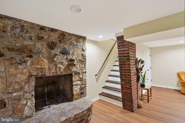 1116 SUMMIT AVE, Front Royal, VA 22630