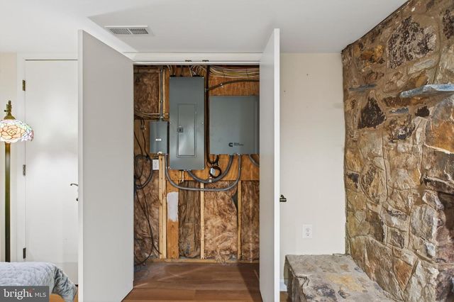 1116 SUMMIT AVE, Front Royal, VA 22630