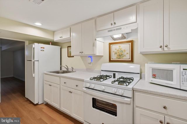 1116 SUMMIT AVE, Front Royal, VA 22630