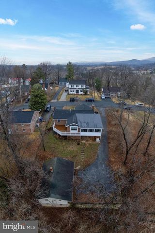 1116 SUMMIT AVE, Front Royal, VA 22630