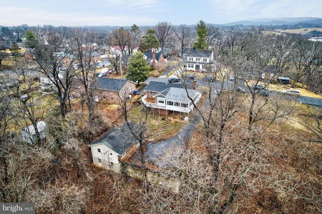 1116 SUMMIT AVE, Front Royal, VA 22630