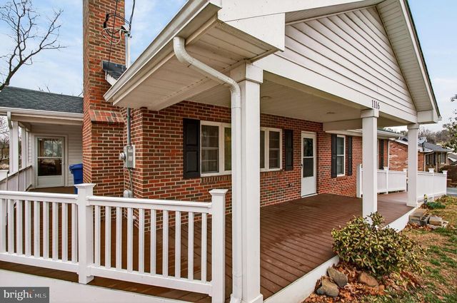 1116 SUMMIT AVE, Front Royal, VA 22630