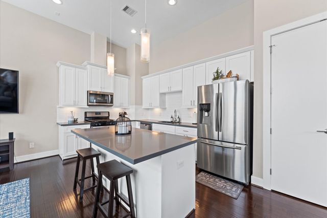 2422 Cochran Street, Houston, TX 77009