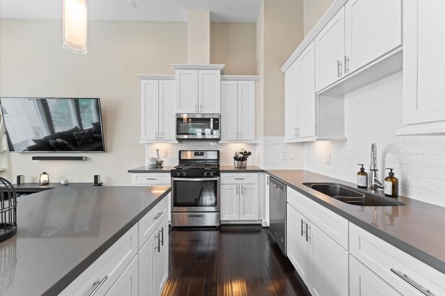 2422 Cochran Street, Houston, TX 77009